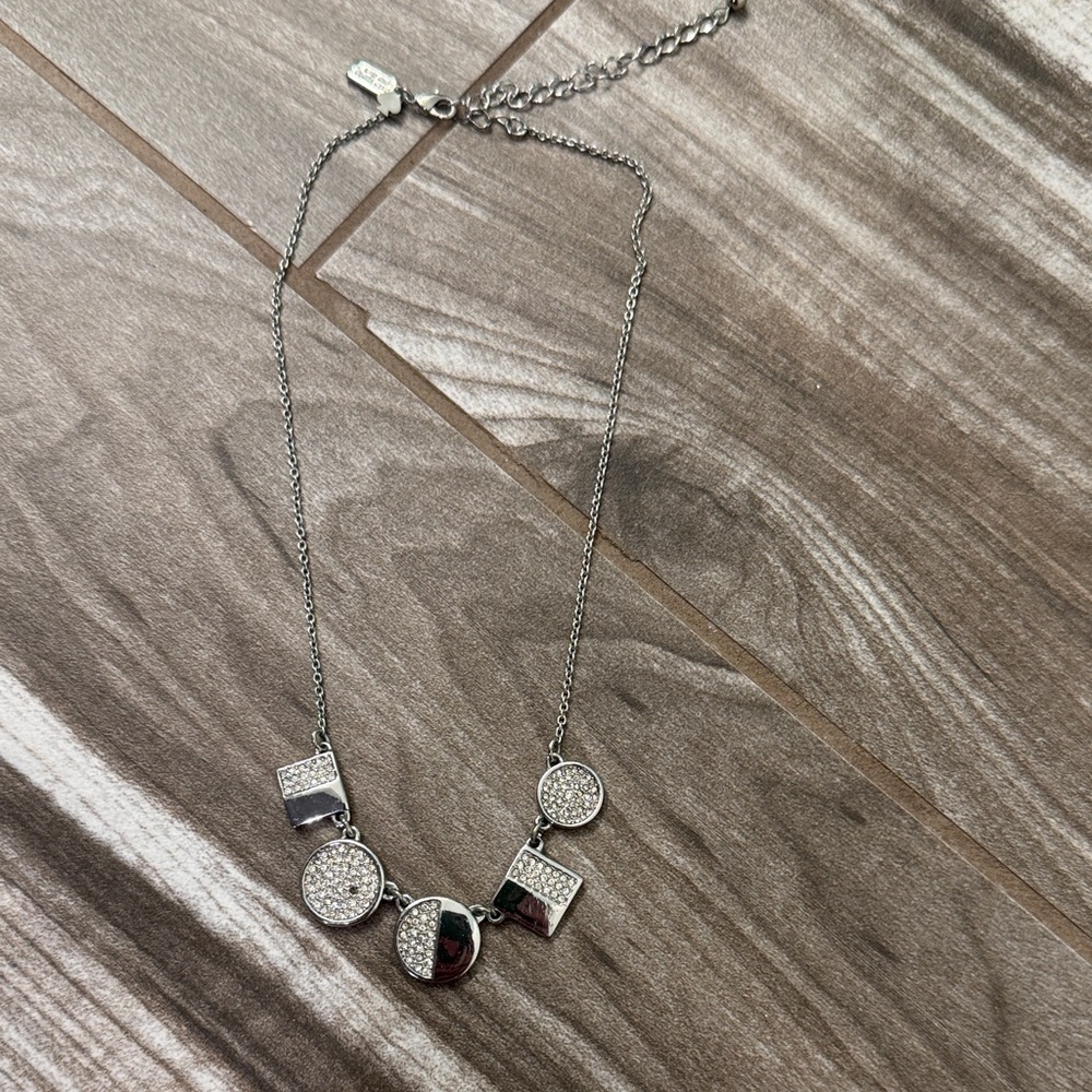 kate spade Silver Necklace Classic Chain Design
